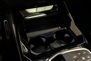 BMW iX3 bild 25