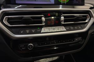 BMW iX3 bild 24