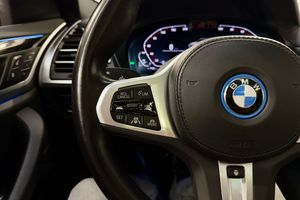 BMW iX3 bild 12