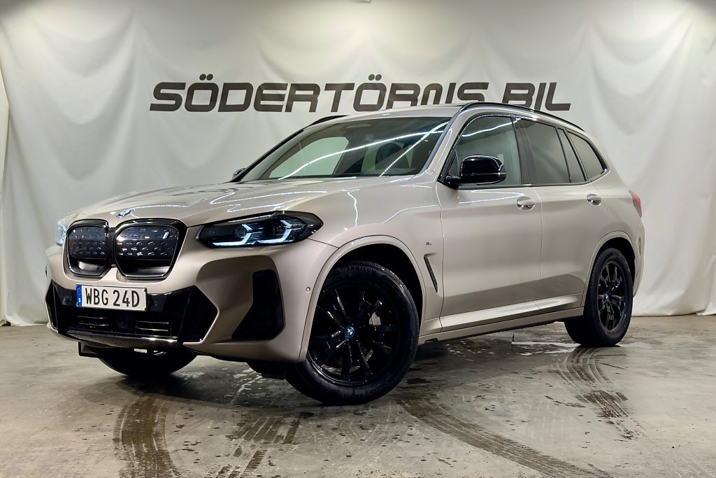 BMW iX3