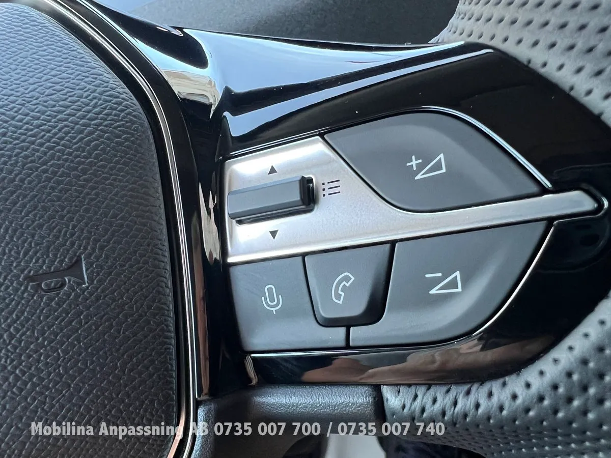 Vehicle image 29
