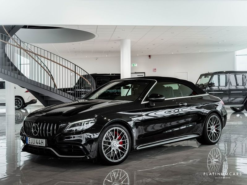 Mercedes C63 AMG bild 2