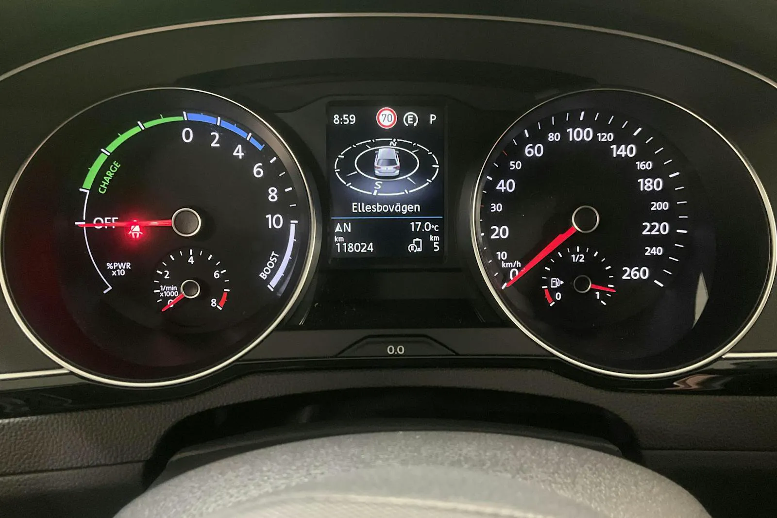 Vehicle image 9
