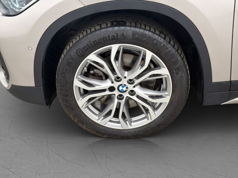 BMW X1 bild 10