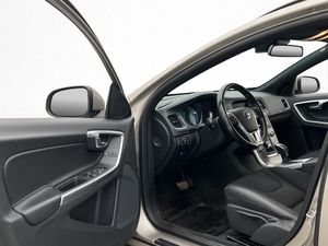 Volvo V60 bild 13