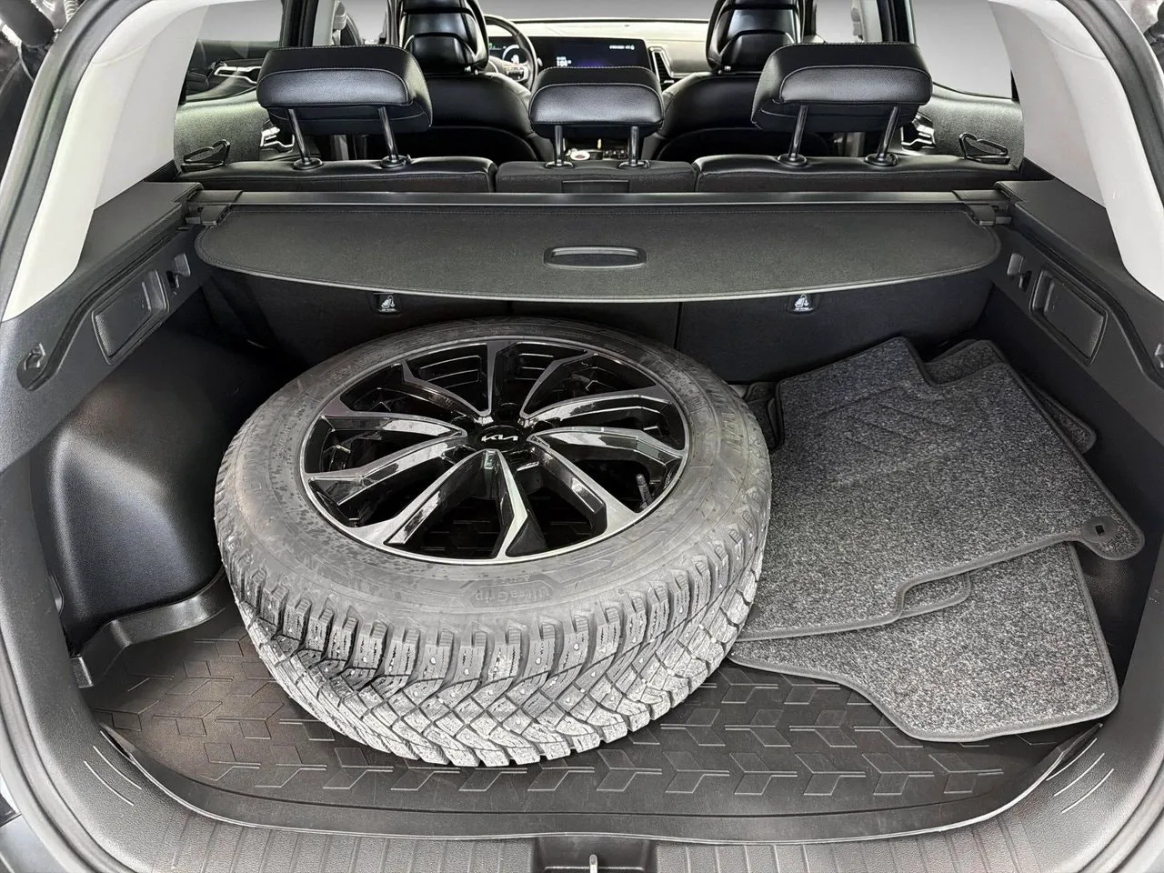 Vehicle image 20