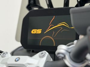 BMW F 900 GS bild 17
