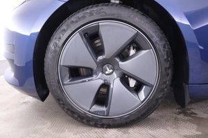 Tesla Model 3 bild 10