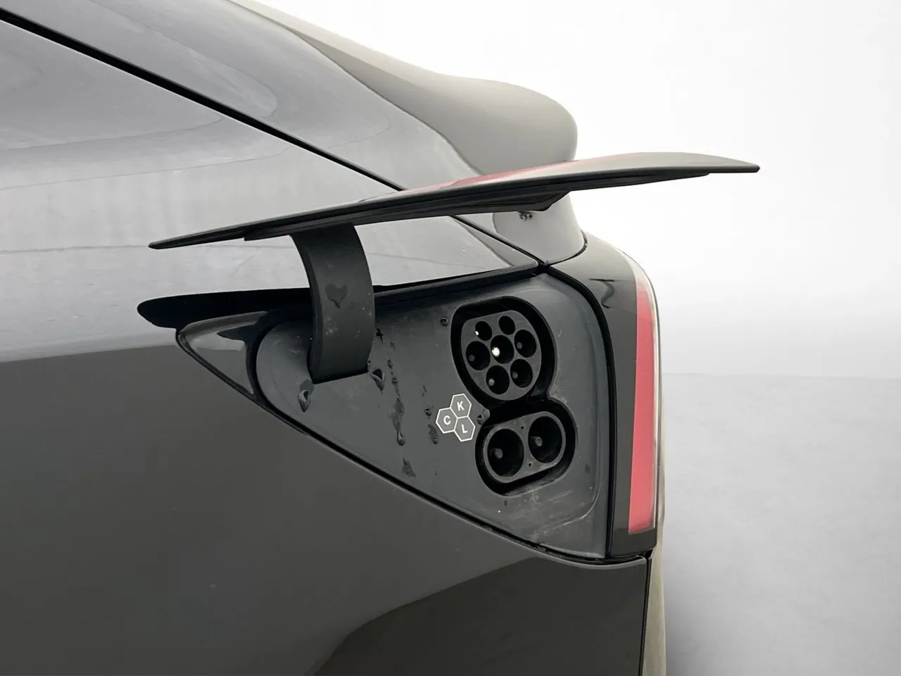Vehicle image 30