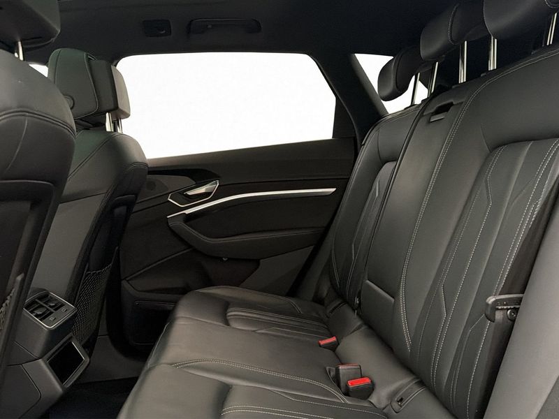 Audi Q8 e-tron bild 15