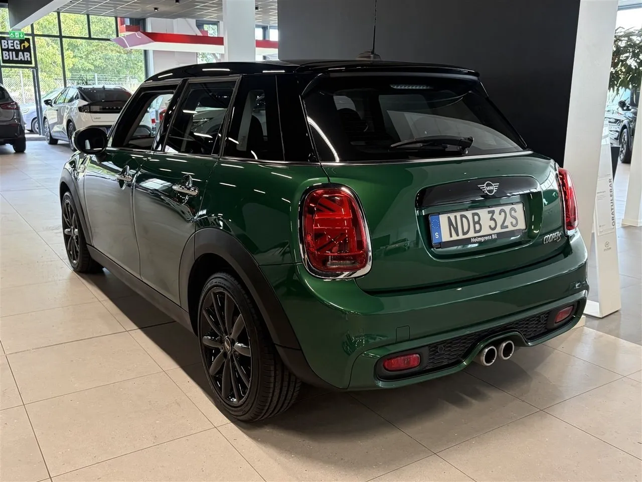 Vehicle image 2
