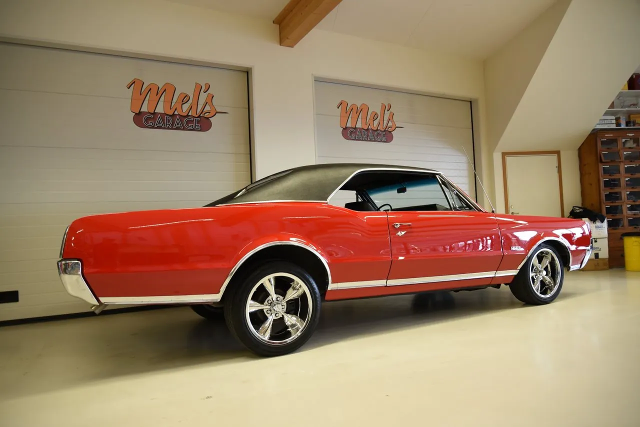 Vehicle image 37