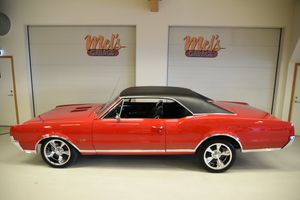 Oldsmobile Cutlass bild 12