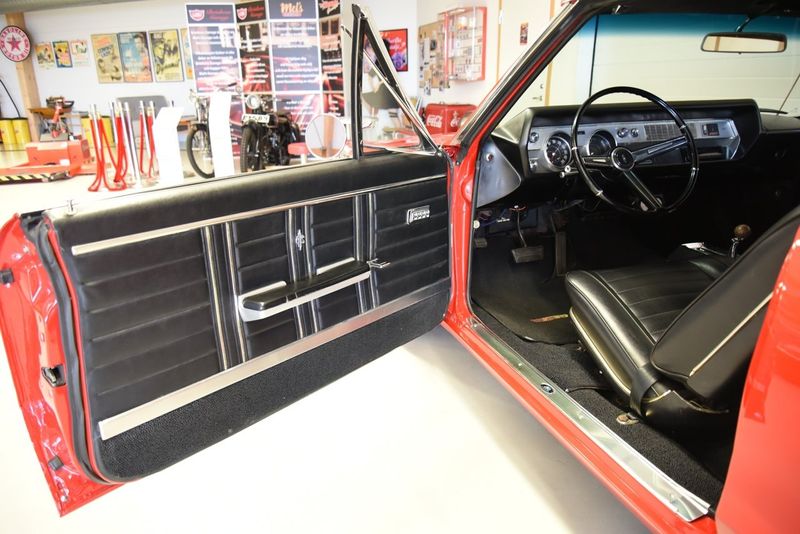 Oldsmobile Cutlass bild 21
