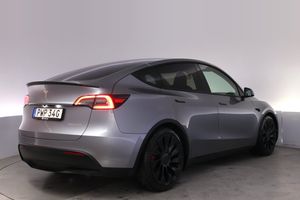 Tesla Model Y bild 5