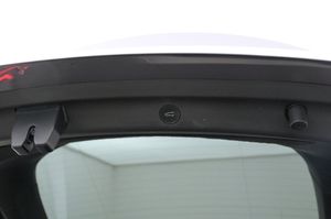 Tesla Model Y bild 23