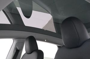Tesla Model Y bild 20