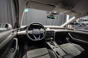 Volkswagen Passat bild 12