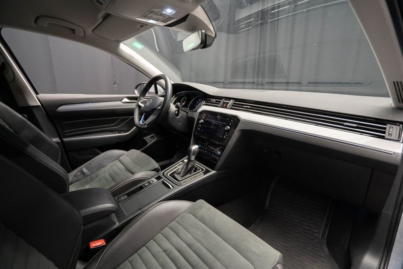 Volkswagen Passat bild 13