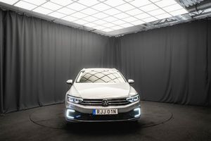 Volkswagen Passat bild 4