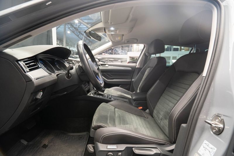 Volkswagen Passat bild 19