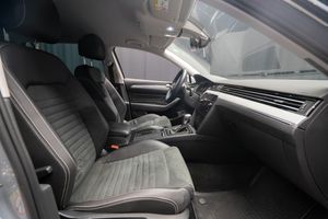 Volkswagen Passat bild 21