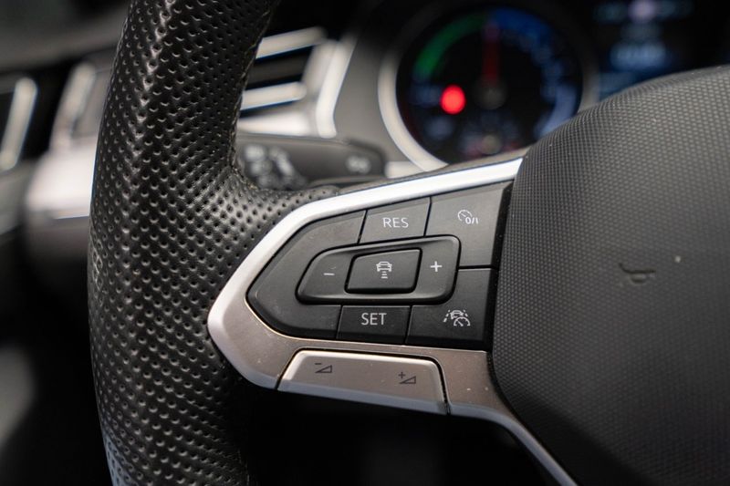 Volkswagen Passat bild 16