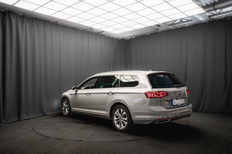 Volkswagen Passat bild 9