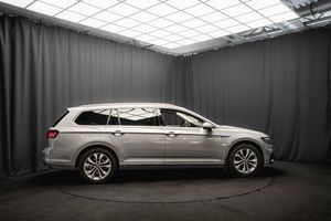 Volkswagen Passat bild 6