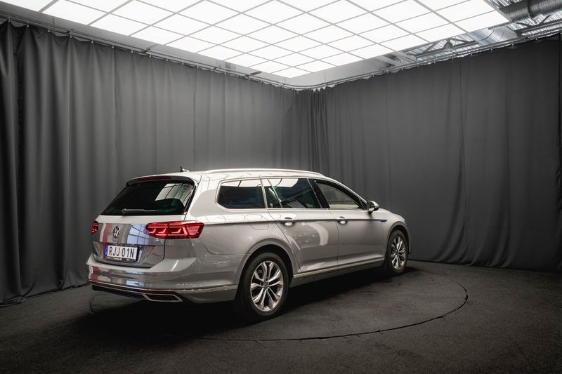 Volkswagen Passat bild 7