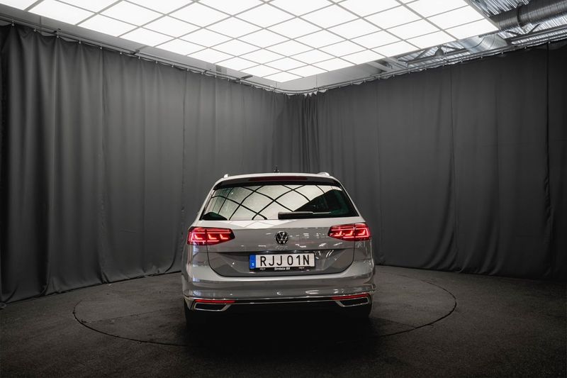 Volkswagen Passat bild 8