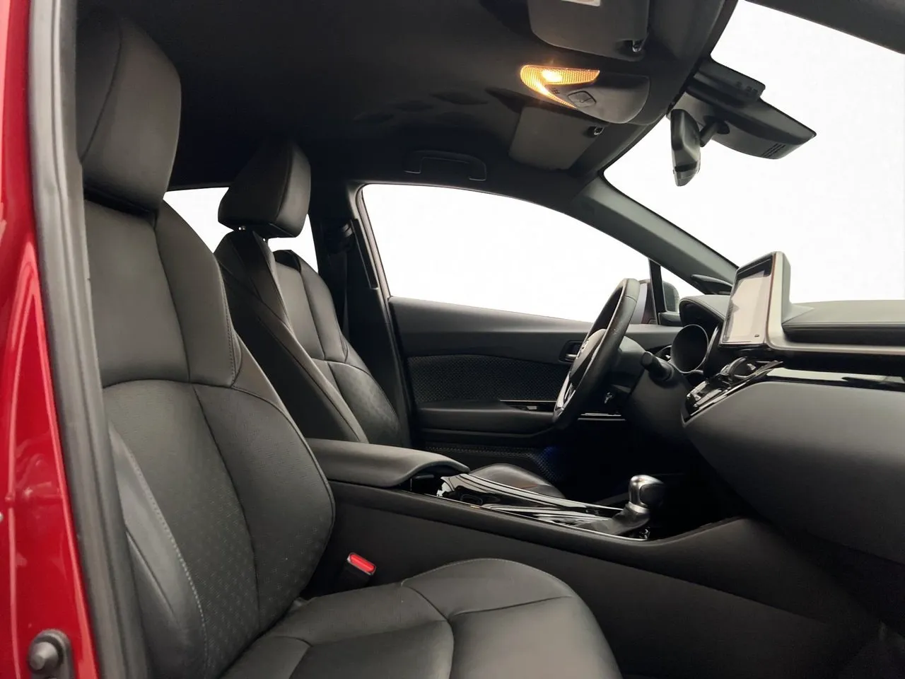 Vehicle image 10
