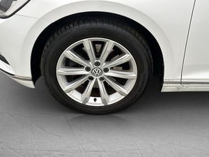 Volkswagen Passat bild 31