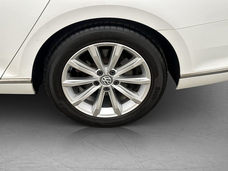 Volkswagen Passat bild 32