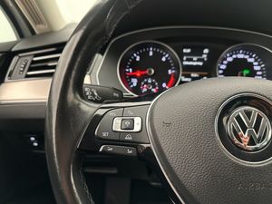 Volkswagen Passat bild 17