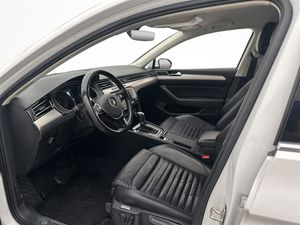 Volkswagen Passat bild 9