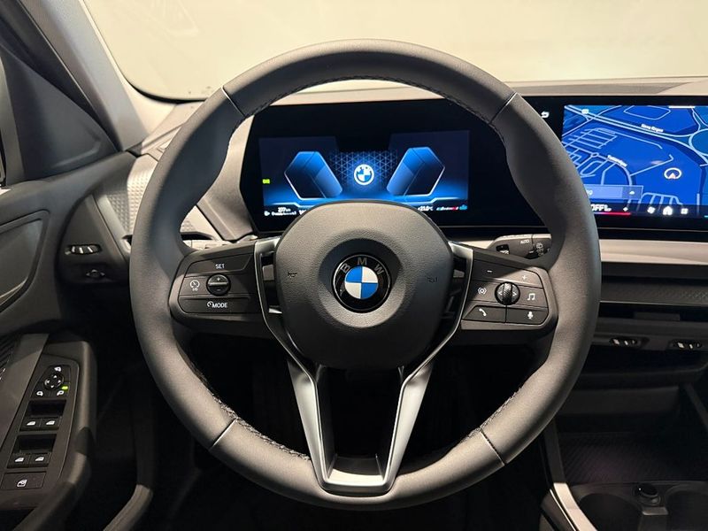 BMW 120 bild 13