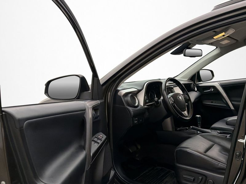 Toyota RAV4 bild 11