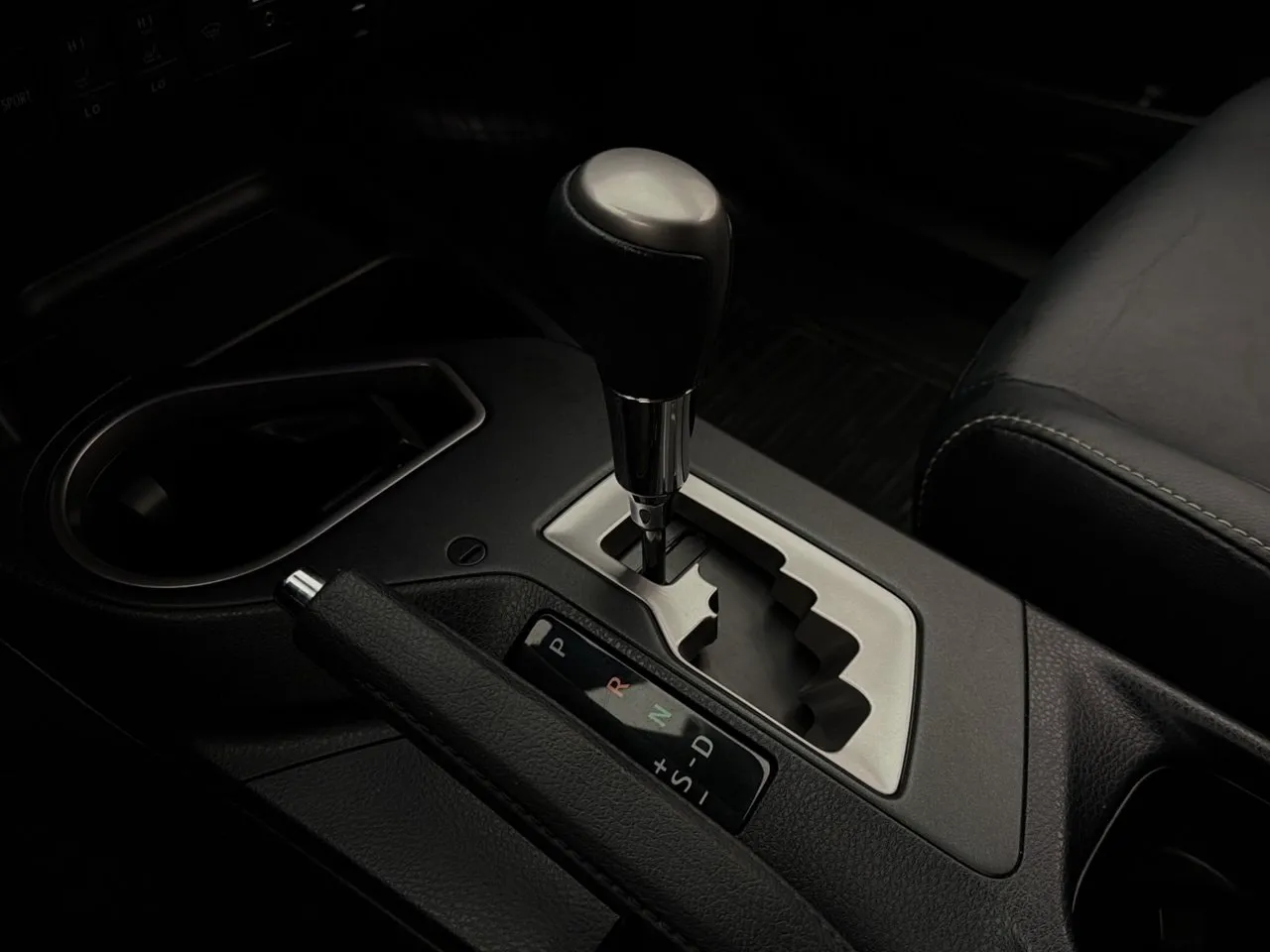 Vehicle image 23
