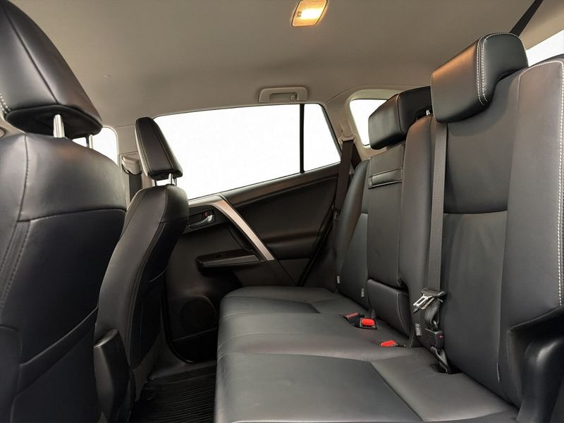 Toyota RAV4 bild 27