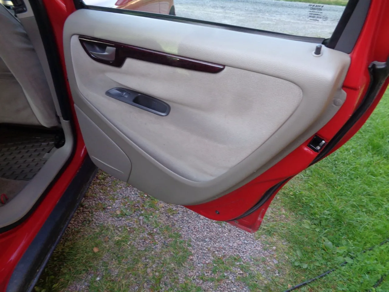 Vehicle image 36