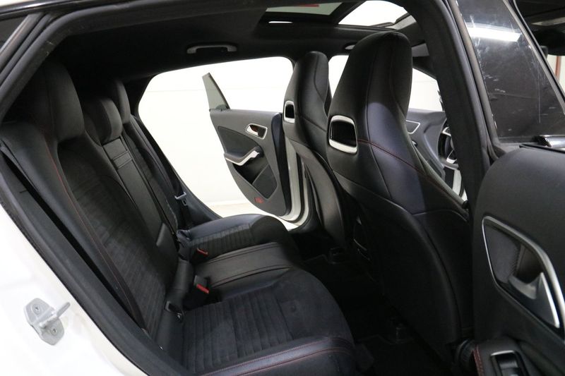 Mercedes CLA200 bild 11