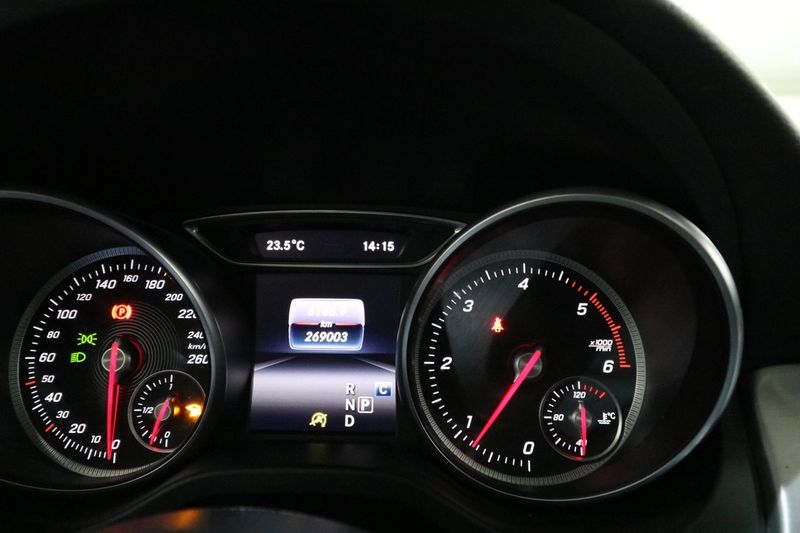 Mercedes CLA200 bild 9