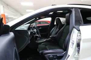 Mercedes CLA200 bild 7