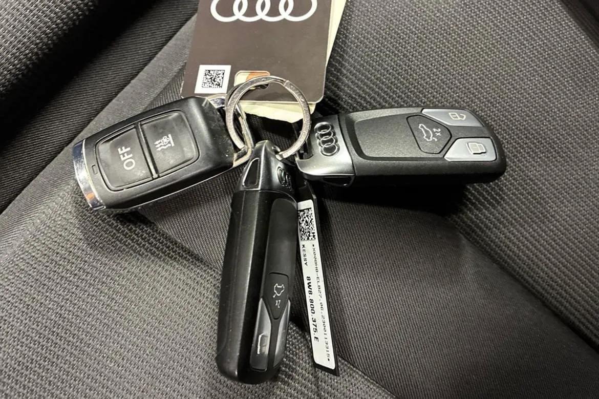 Vehicle image 20