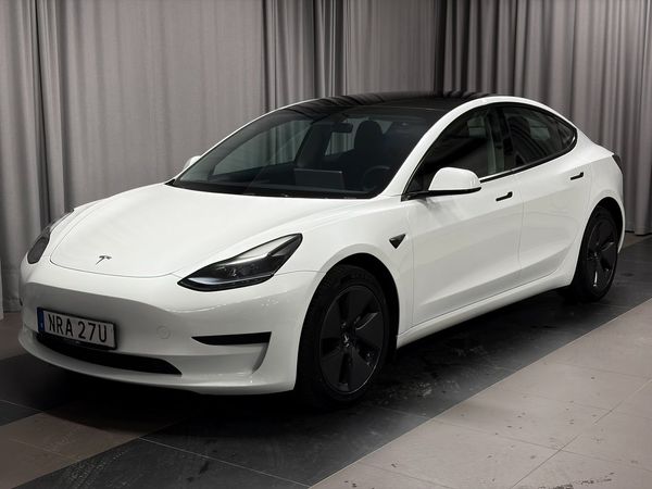Tesla Model 3 Standard Range Facelift RWD Autopilot MOMS - 2023