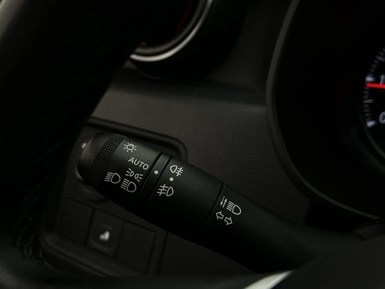 Vehicle image 29
