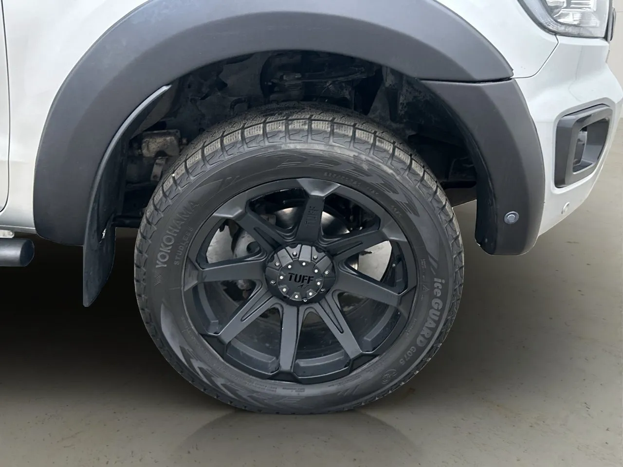 Vehicle image 33