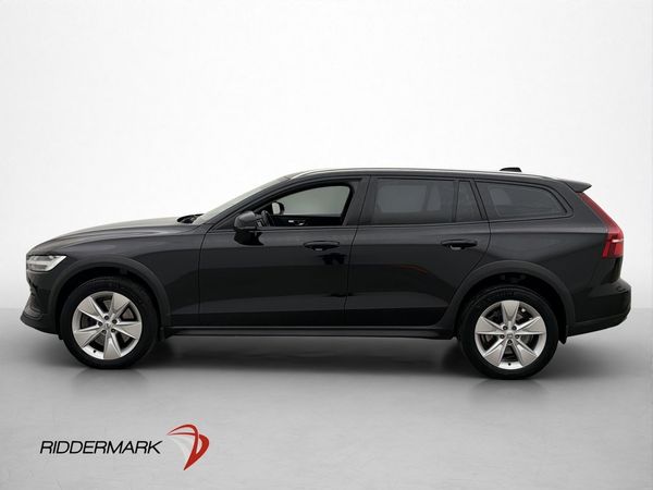 Volvo V60 Cross Country B4 AWD D-Värm Drag Skinn 1-Brukare - 2023