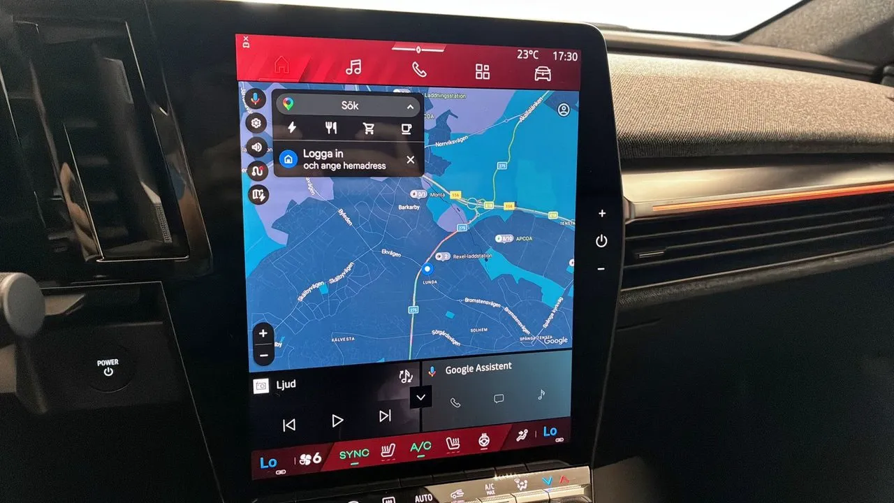Vehicle image 17